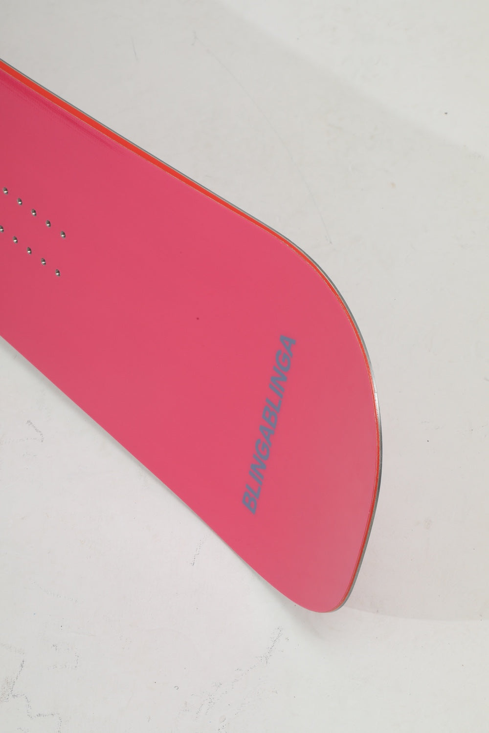 BLINGABLINGA In Stock Blunt Twin Shape Snowboard - High-Tech Craftsmanship, Top-Grade Core Materials, Fast Shipping Included