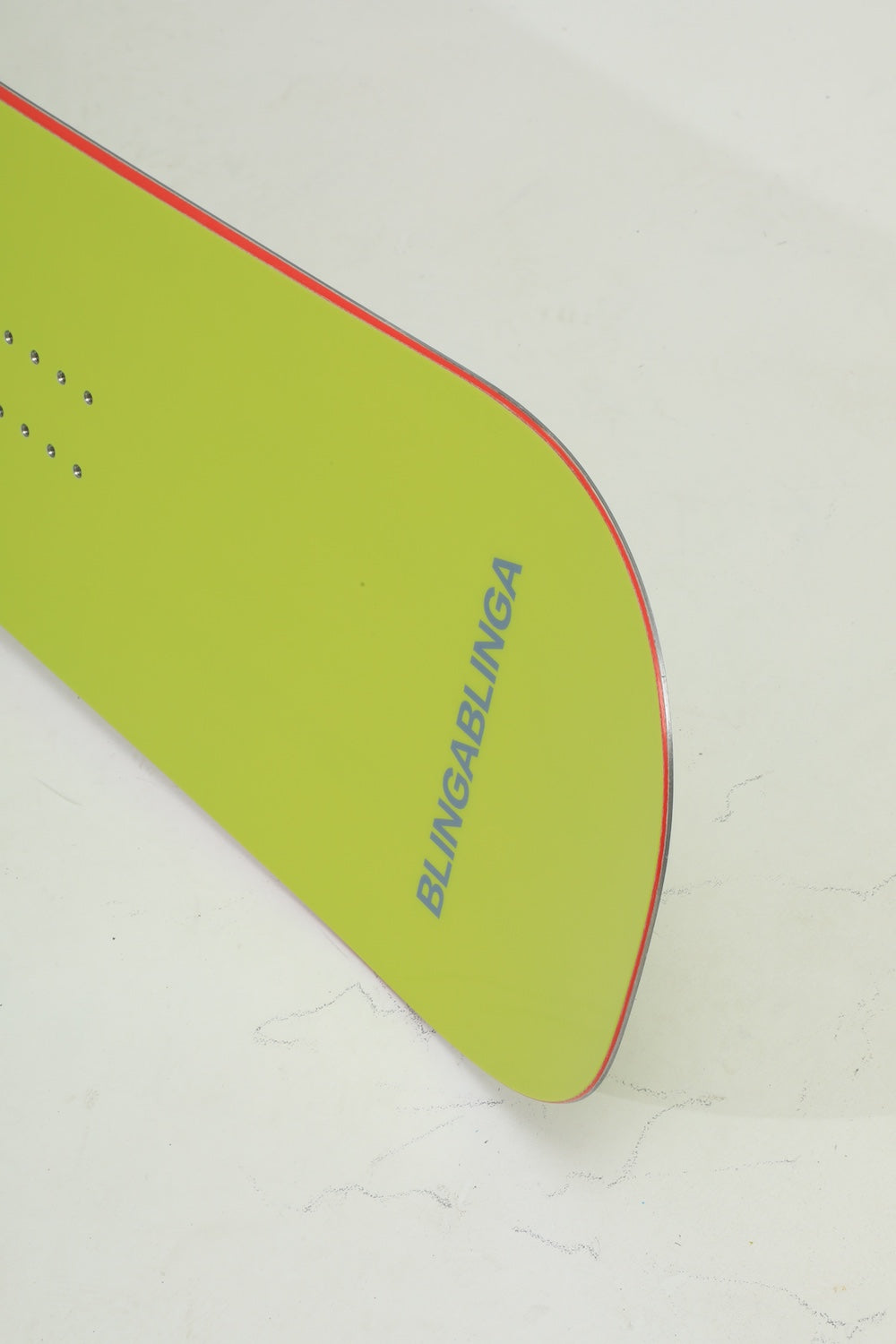 BLINGABLINGA In Stock Blunt Twin Shape Snowboard - High-Tech Craftsmanship, Top-Grade Core Materials, Fast Shipping Included